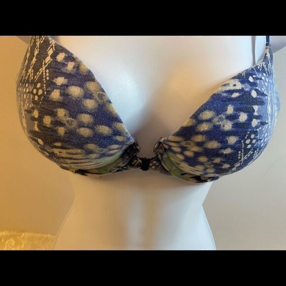 🥀Victoria’s Secret very Sexy PiGeonnant Bra 34B - Picture 9 of 12